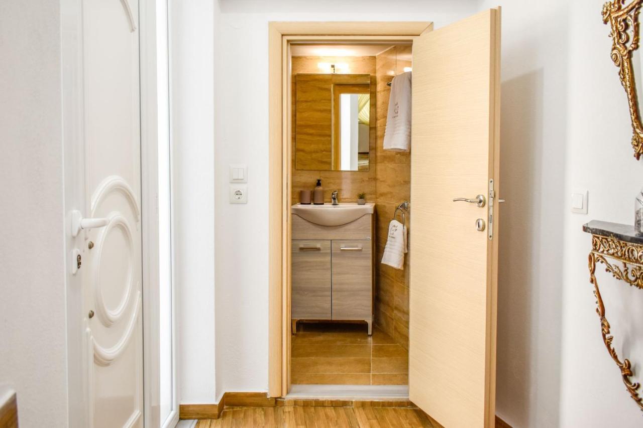 La Maison Plakes 3 Bdr Apt Скиатос Екстериор снимка