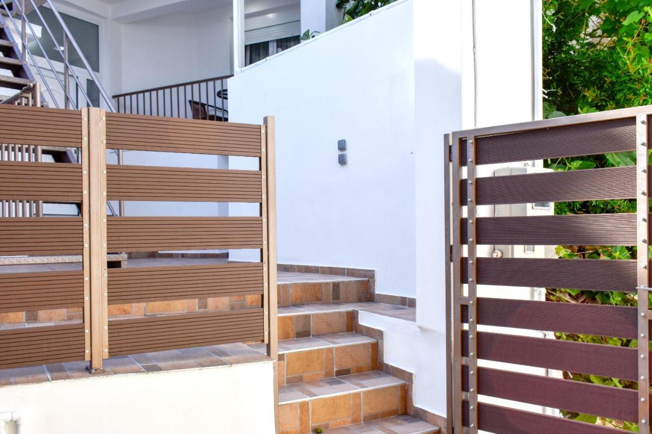 La Maison Plakes 3 Bdr Apt Скиатос Екстериор снимка