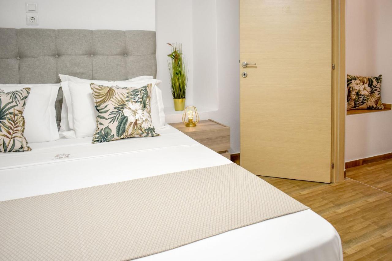 La Maison Plakes 3 Bdr Apt Скиатос Екстериор снимка